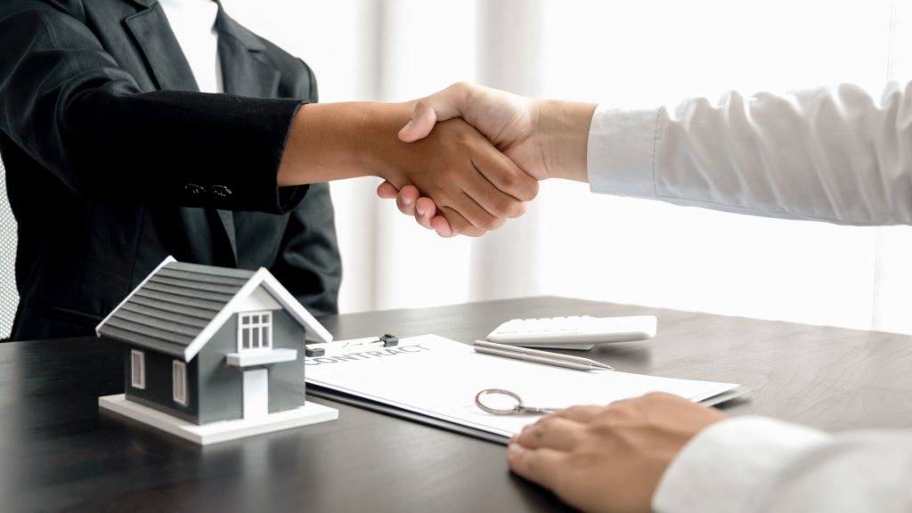 Umowa pośrednictwa w sprzedaży nieruchomości – na co zwrócić uwagę?